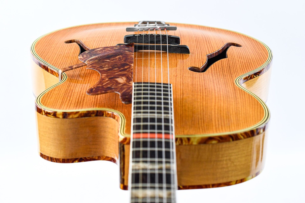 Rodebald Hoyer 17 inch Archtop Natural 1959-14.jpg