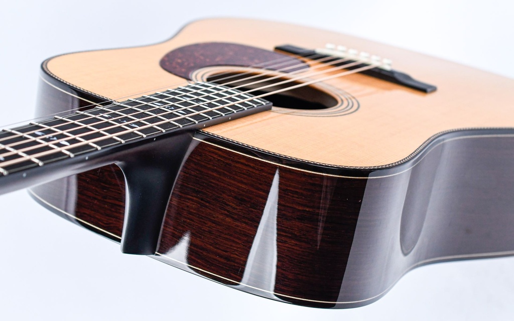 Bourgeois Touchstone Signature D Madagascar Rosewood Alaskan Sitka Spruce B-Stock-8.jpg