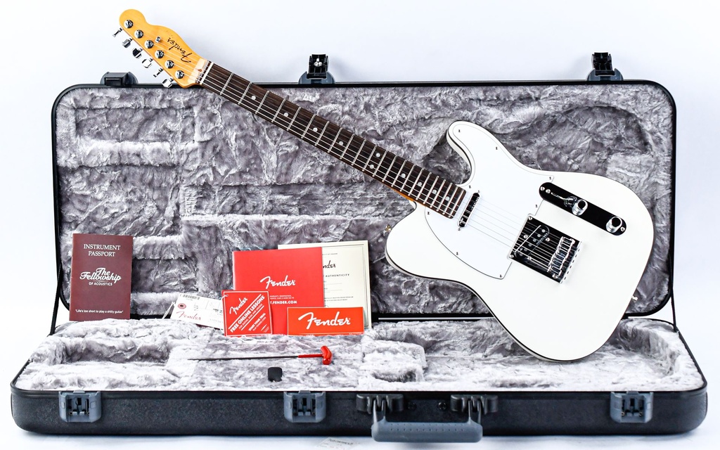 [US20036169] Fender American Ultra Telecaster Artic Pearl 2020-1.jpg