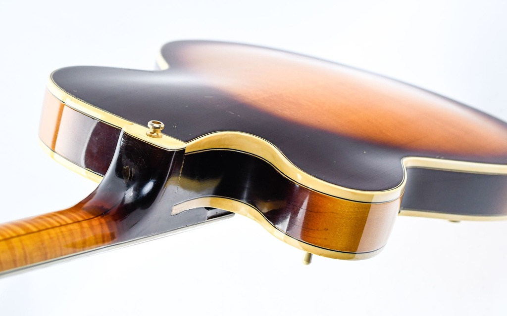 Gibson Byrdland Sunburst 1969-9.jpg