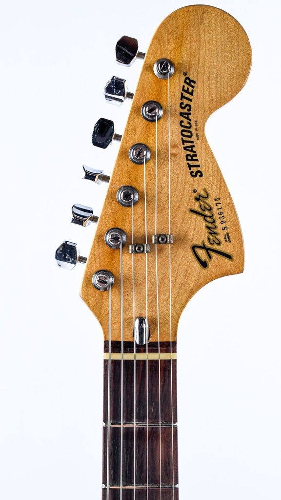Fender Stratocaster Sunburst RW 1979-4.jpg
