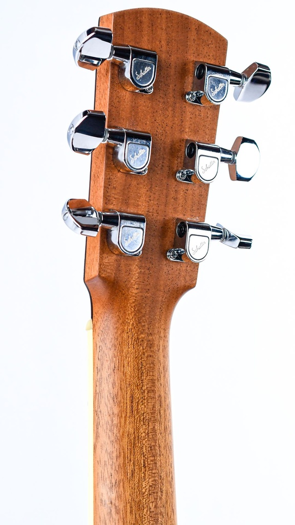 Larrivee JCL 40th Anniversary Limited Edition Reissue 2007-5.jpg