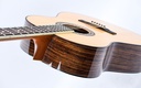 Larrivee JCL 40th Anniversary Limited Edition Reissue 2007-8.jpg