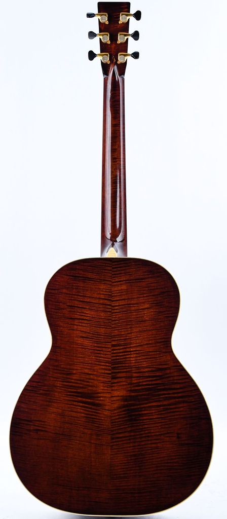 Rozawood Baritone Maple Bearclaw Spruce 2011-8.jpg