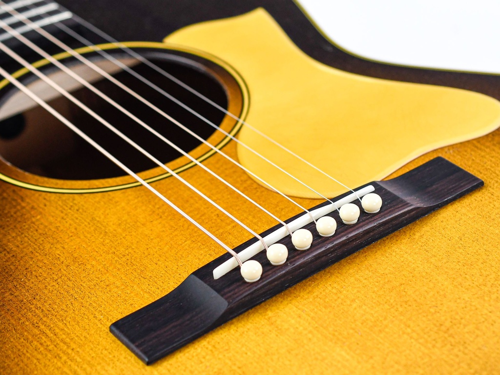 [IS33701] Iris MS00 Cremona Burst Relic-10.jpg