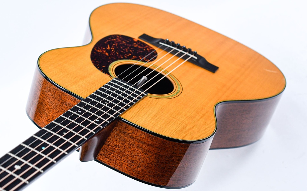 Martin 00018 K&K Trinity 2014-8.jpg