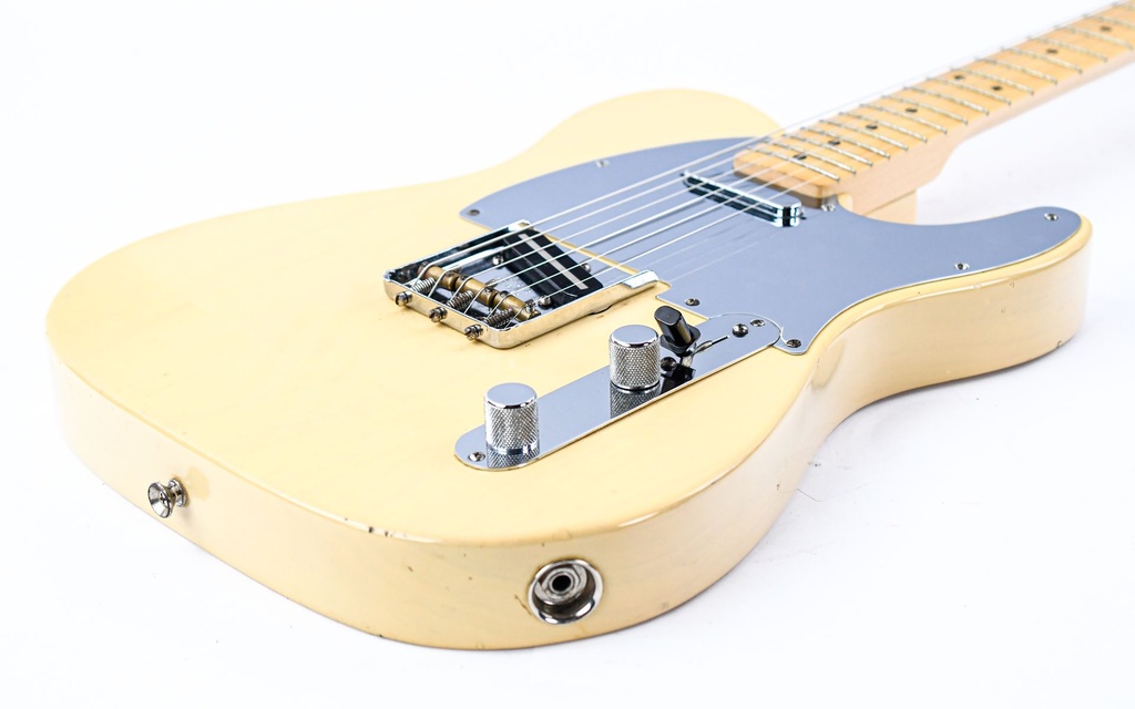 Fender Highway One Texas Telecaster Honey Blonde 2004-11.jpg
