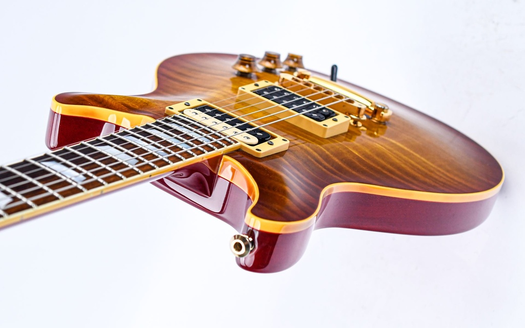 Hamer Sunburst Quilted Maple Top 1991-8.jpg