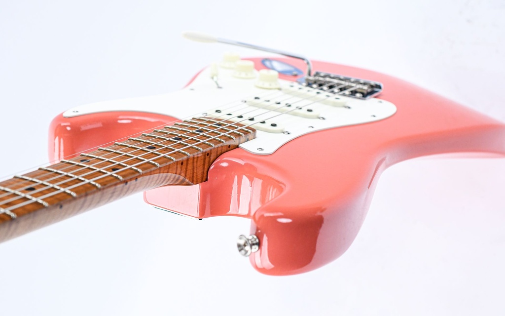 Fender Ltd RSTD 50s Stratocaster LCC Coral Pink 2024-9.jpg