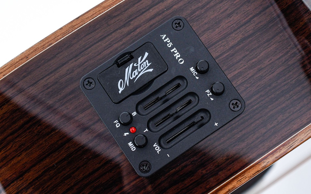 [3362 1JH] Maton Messiah EM100 808-14.jpg