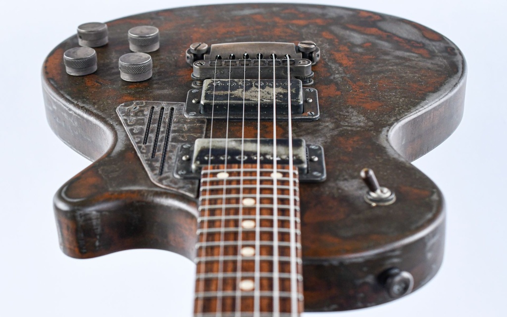 [#11038] James Trussart Steel Deville Rusty 2011-12.jpg