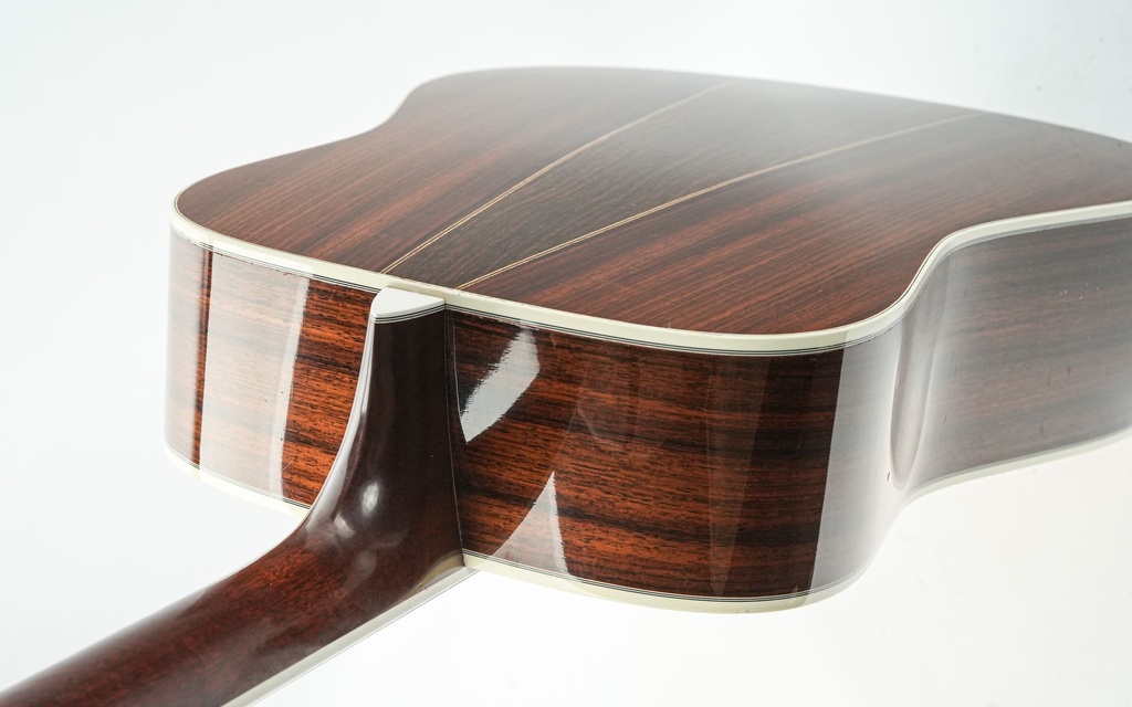 Martin D35 2005-9.jpg