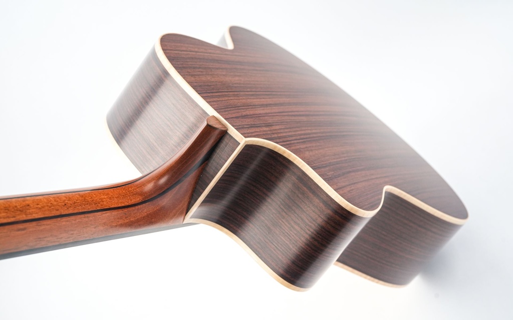 Lowden F32C Indian Rosewood Spruce-10.jpg