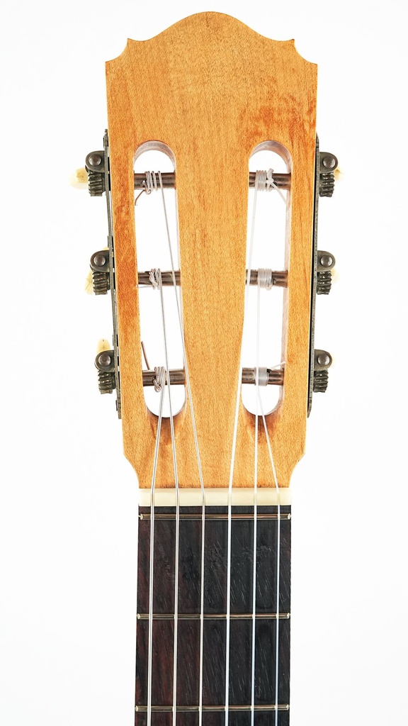 Nico van der Waals Concert Spruce Maple 1962-4.jpg