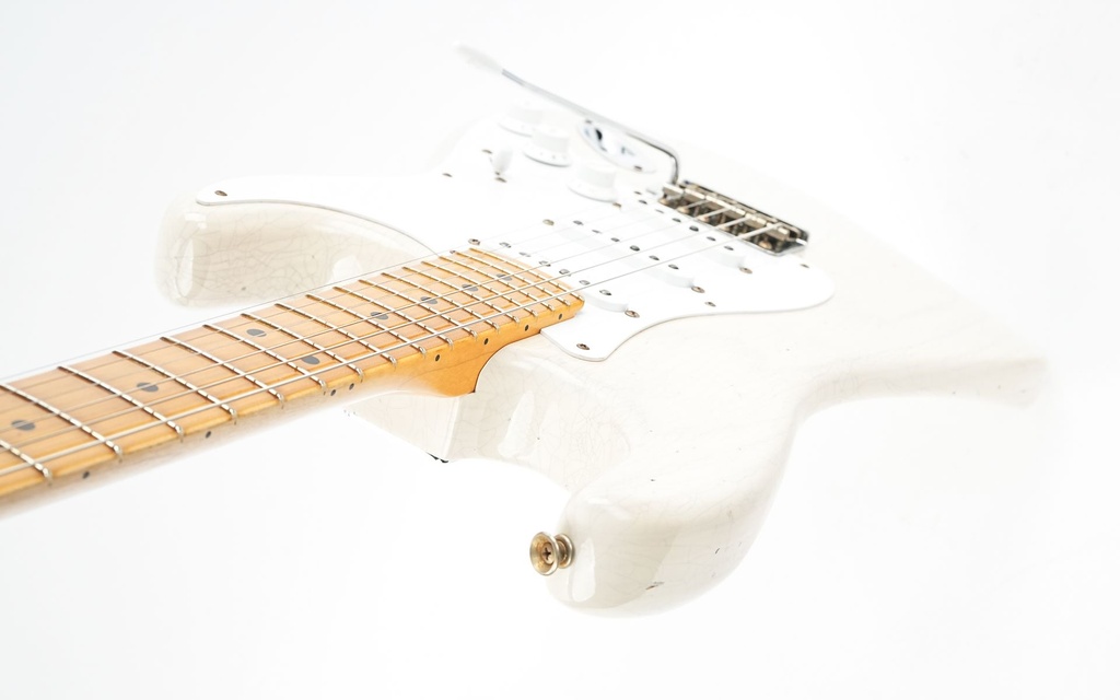 Fender Custom Shop Eric Clapton Signature Aged White Blonde-9.jpg