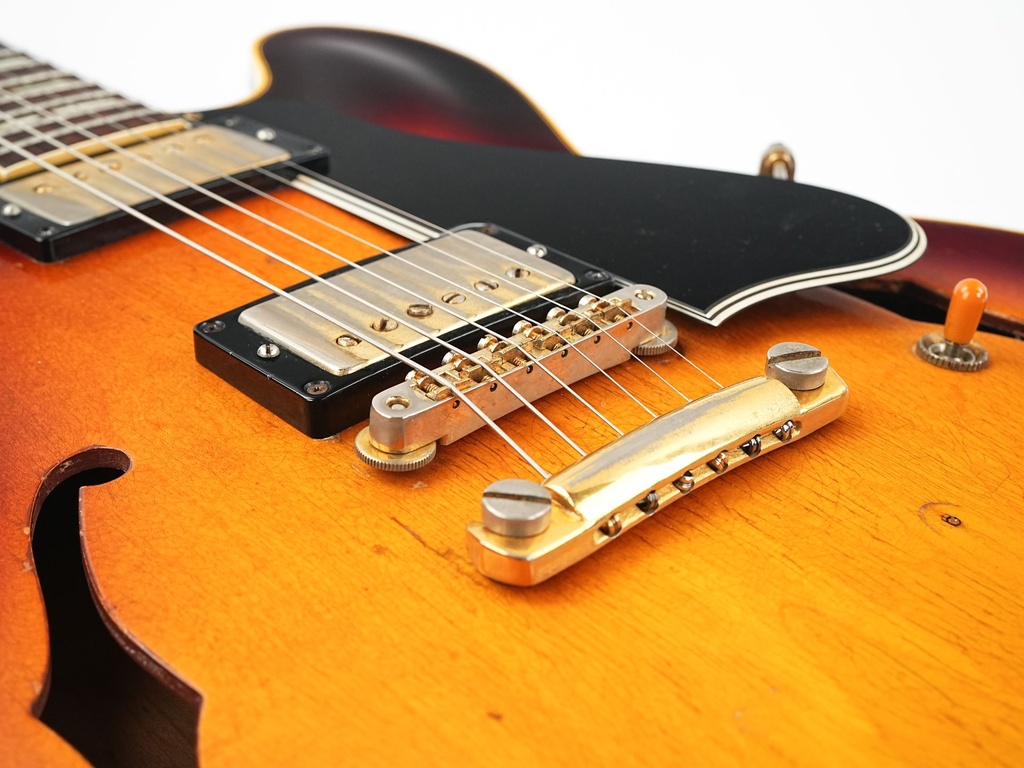 Gibson ES345TD Sunburst 1960-10.jpg