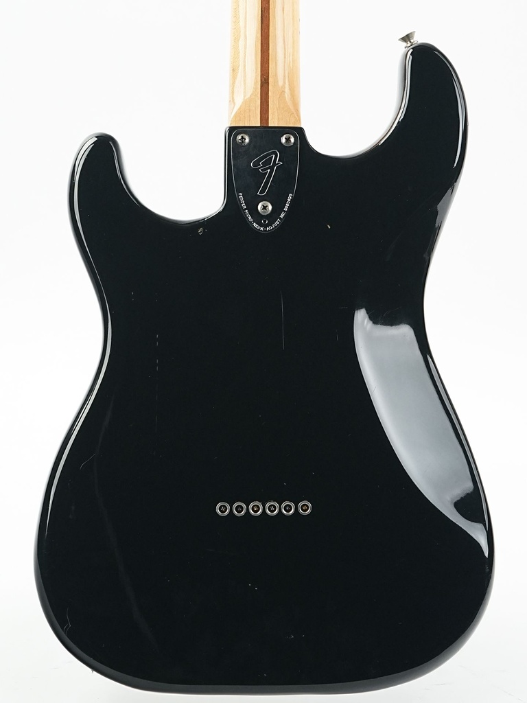 Fender Stratocaster Hardtail Maple Cap Black 1979-6.jpg