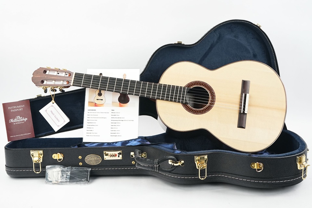 Mach Concert Double Top Spruce Rosewood-1.jpg