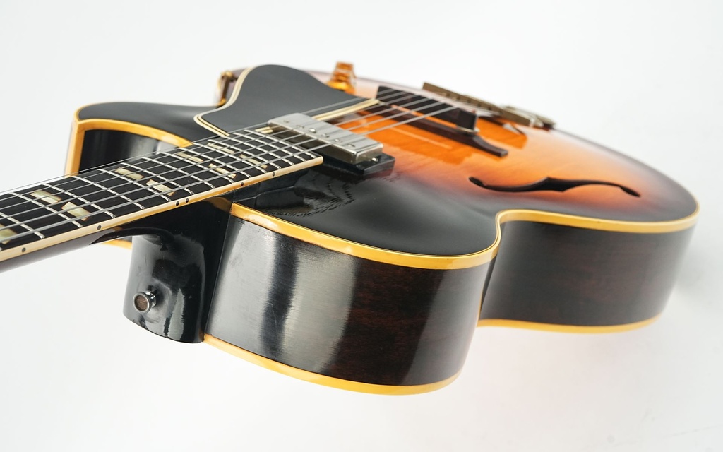 Gibson ES175 Sunburst 1960-8.jpg