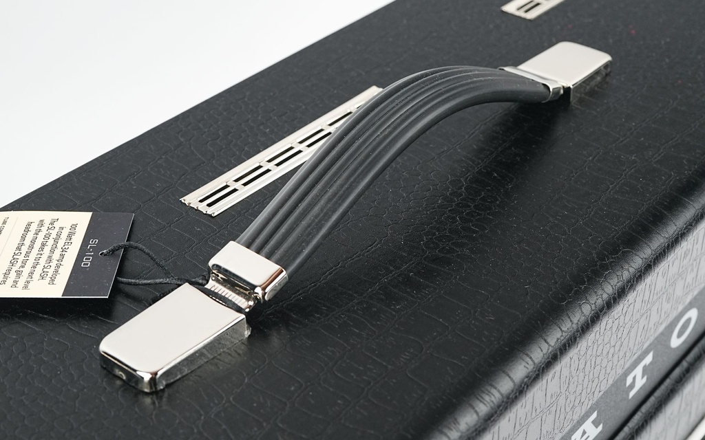 Magnatone Slash 100 Watt Head Black Croc-2.jpg