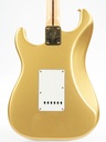 Fender  Stratocaster The Strat Gold  1982-6.jpg