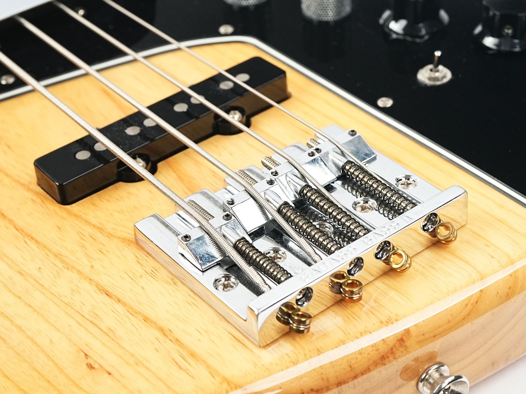 [AP48] Fender Marcus Miller Jazz Bass Naturel 2013-10.jpg