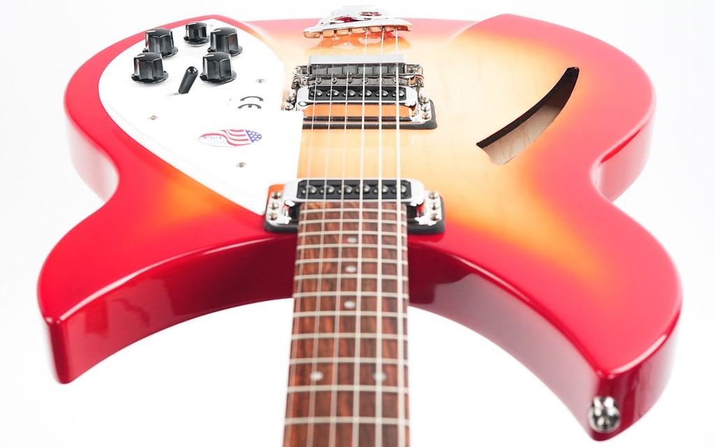 [GRI 330FG] Rickenbacker 330 Fireglo-12.jpg