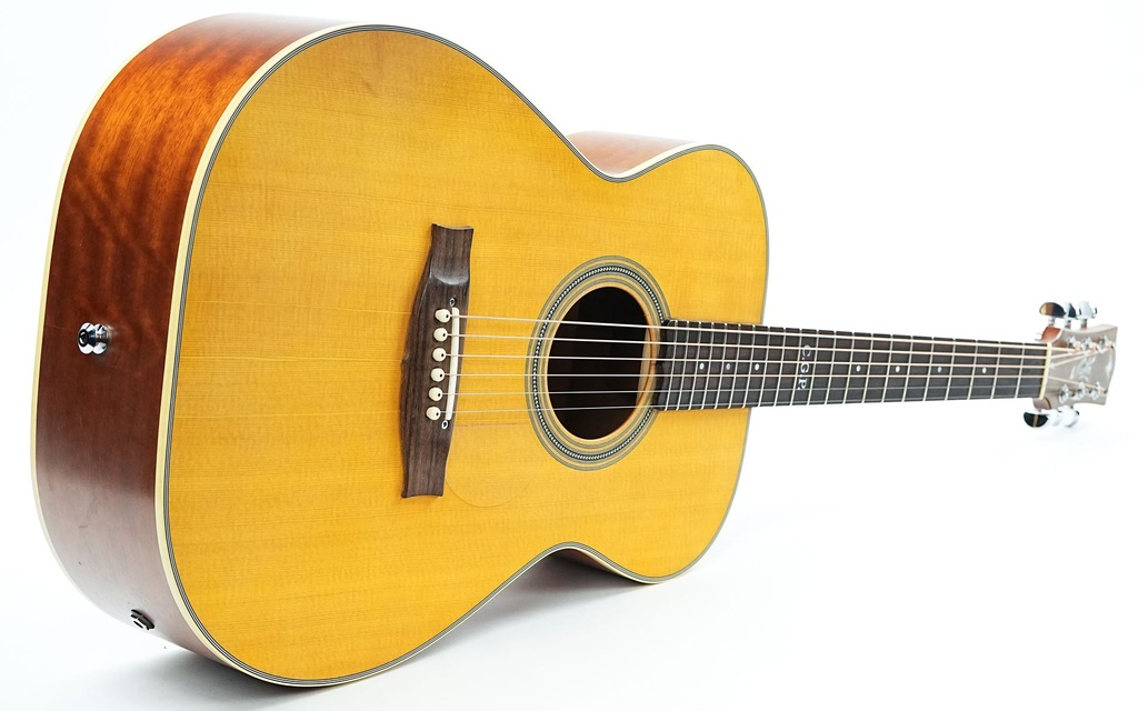 Maton TE Personal Tommy Emmanuel 2017-11.jpg