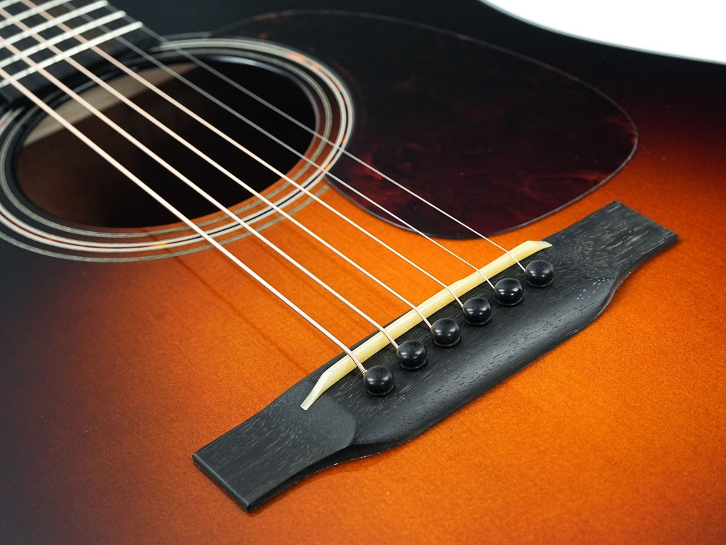 Collings D1A HC Hill Country Sunburst B-Stock-10.jpg