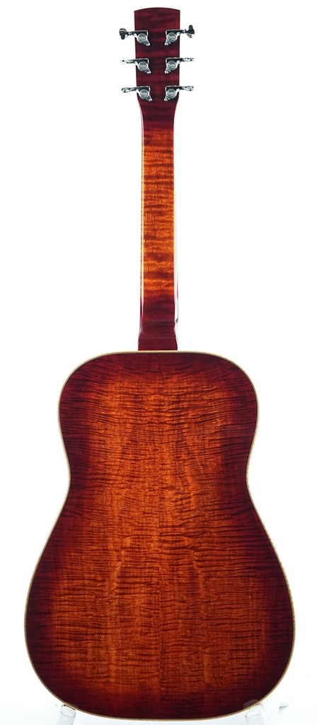 Beard Legacy E Curly Maple-6.jpg