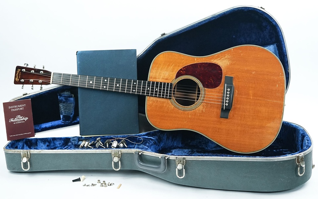 Martin D28 1949-1.jpg