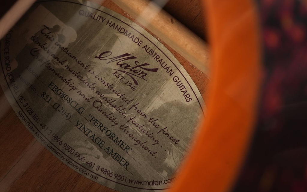 Maton EBG808CLG Performer Vintage Amber 2004-11.jpg