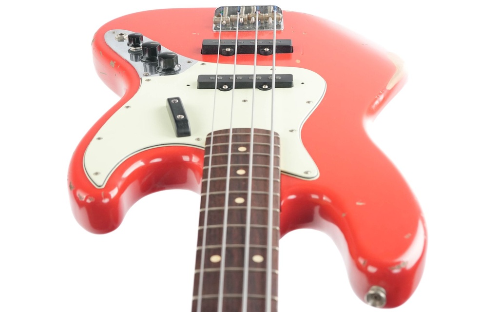 Fender Road Worn J Bass Fiesta Red 2009-12.jpg