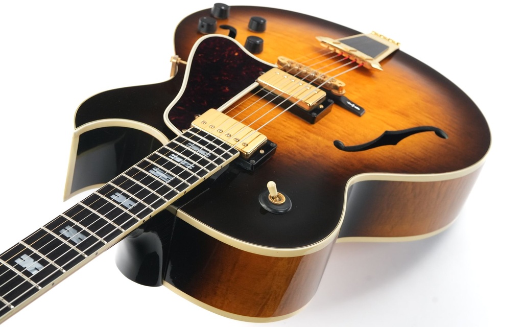 Gibson ES775 Sunburst 1990-8.jpg