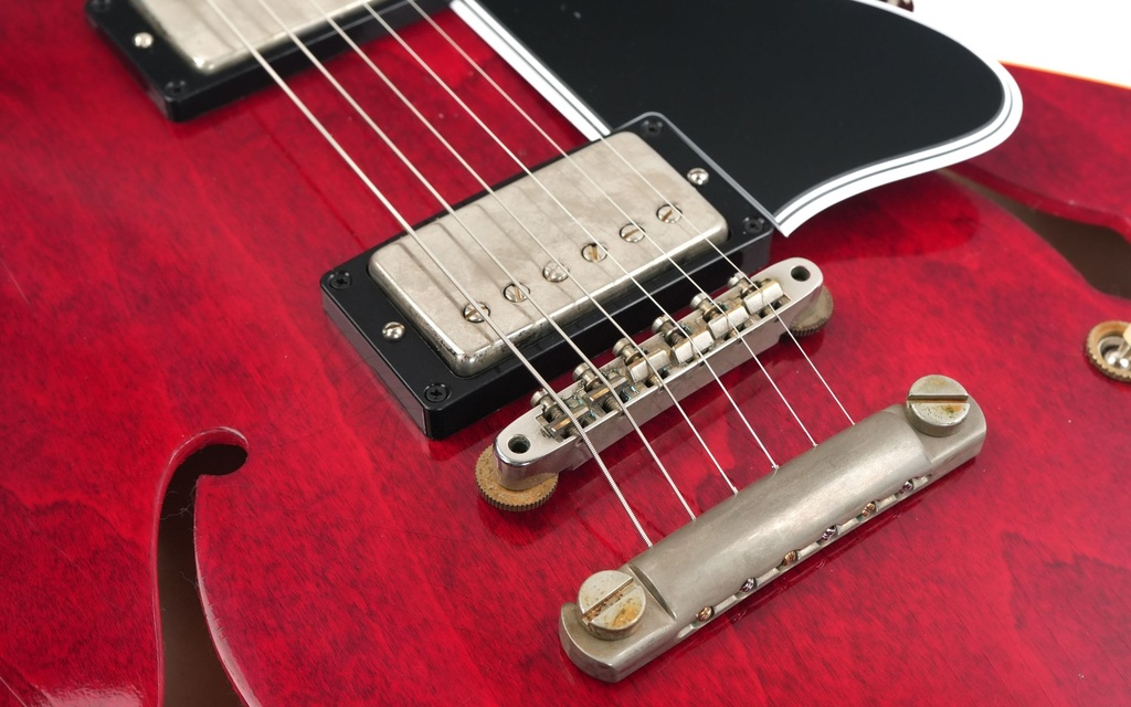 Gibson Custom Murphy Lab 1961 ES335 Reissue Ultra Light Aged 60s Cherry-10.jpg