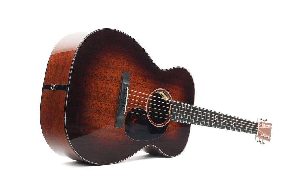 Martin 00DB Jeff Tweedy 2013-12.jpg