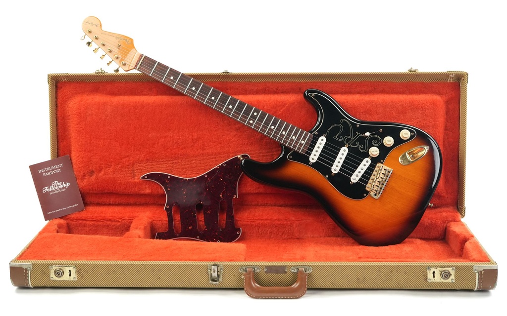 Fender SRV Stratocaster 1993-1.jpg