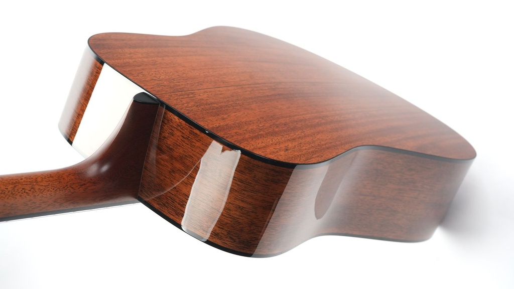 Martin D18 Standard Refresh Ambertone-9.jpg