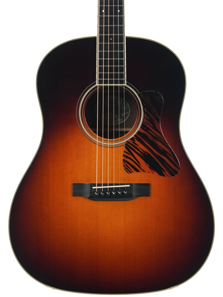 Collings CJ Sunburst 2019-3.jpg