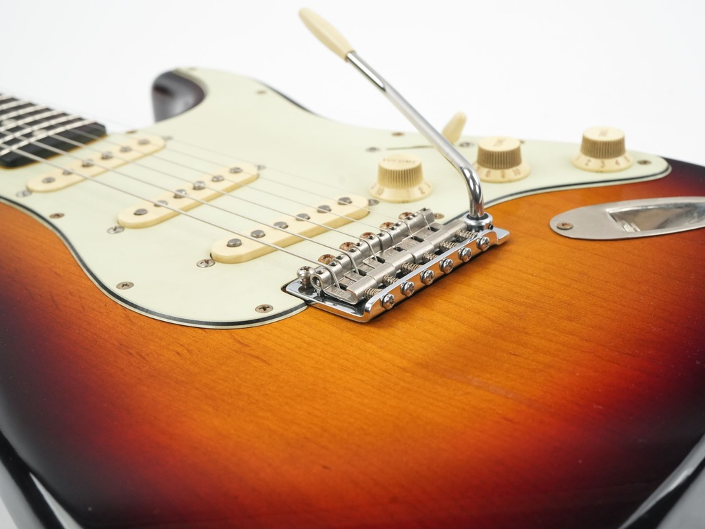 Kauffmann 63 S Alder Three Tone Sunburst Light Aged-11.jpg