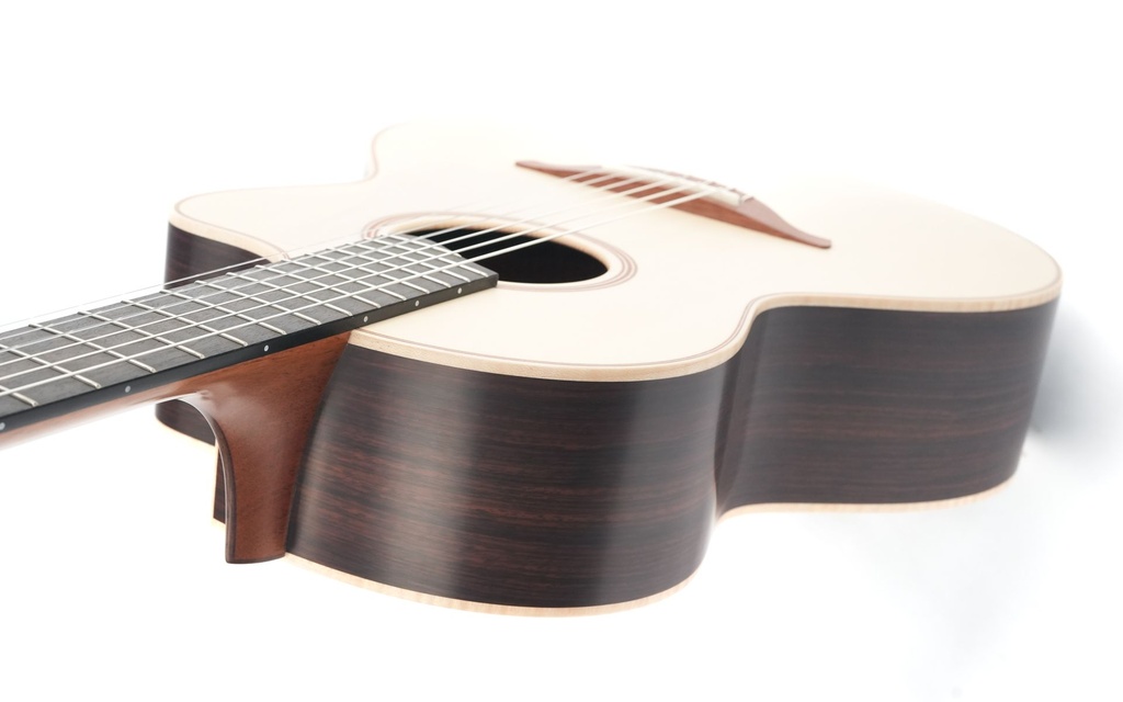 Lowden S32J Indian Rosewood Adirondack-9.jpg