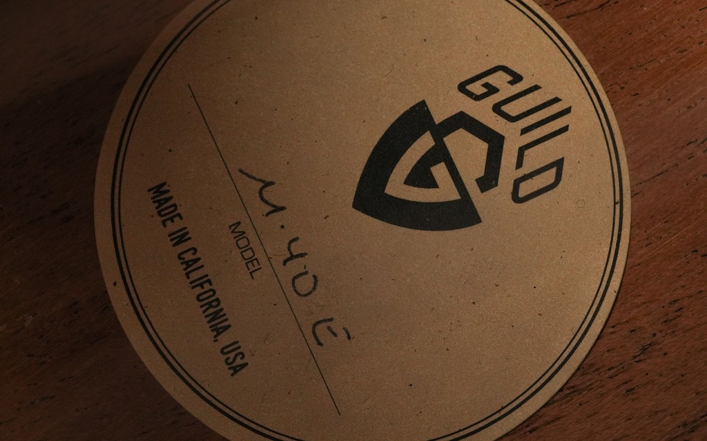 Guild M40E Natural 2019-12.jpg
