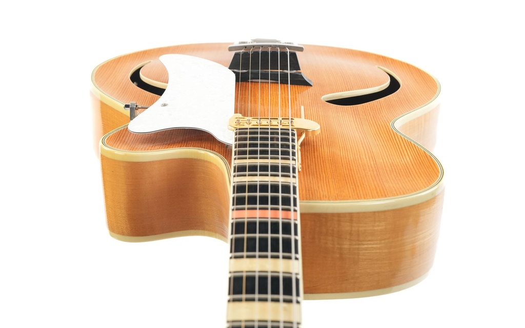 Hoyer Solist Archtop Natural 1950s -14.jpg