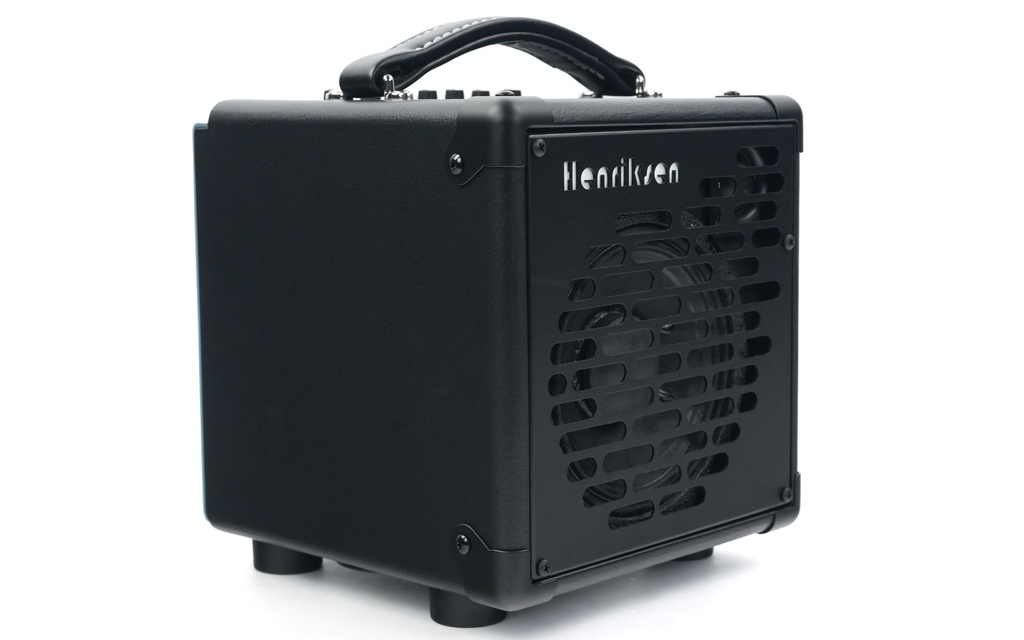 Henriksen the Blu Six-3.jpg