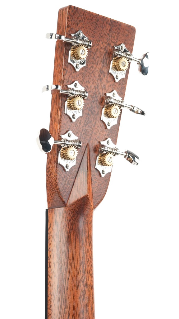 Martin HD28 Standard Refresh Ambertone-5.jpg