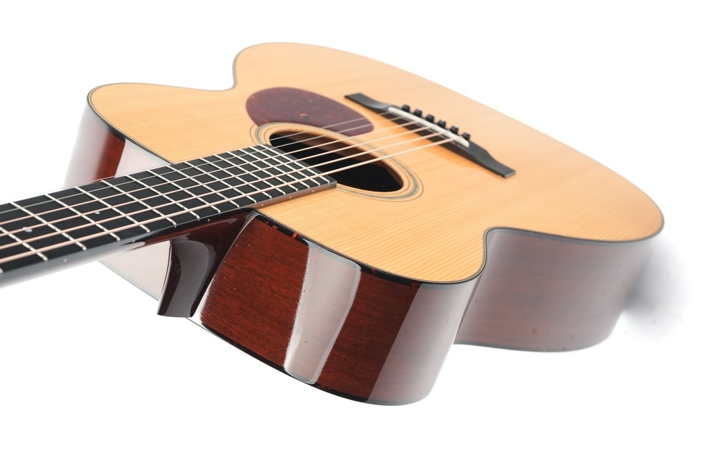 Collings OM1 Mahogany Spruce 2018-8.jpg