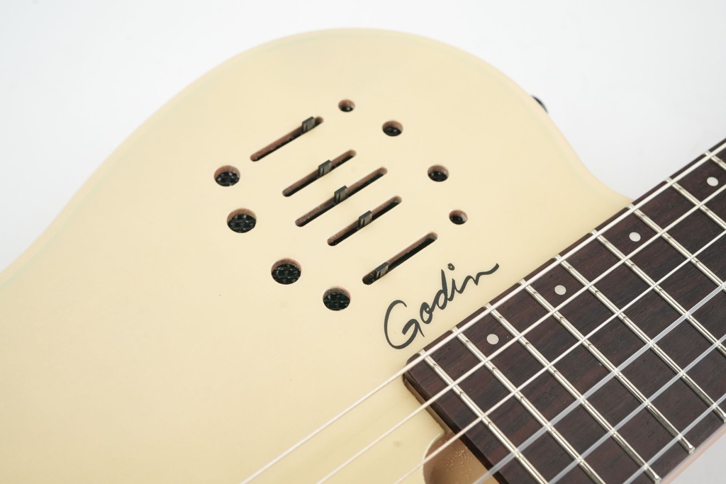 GODIN  Multiac Mundial Ozark Cream with Bag-10.jpg