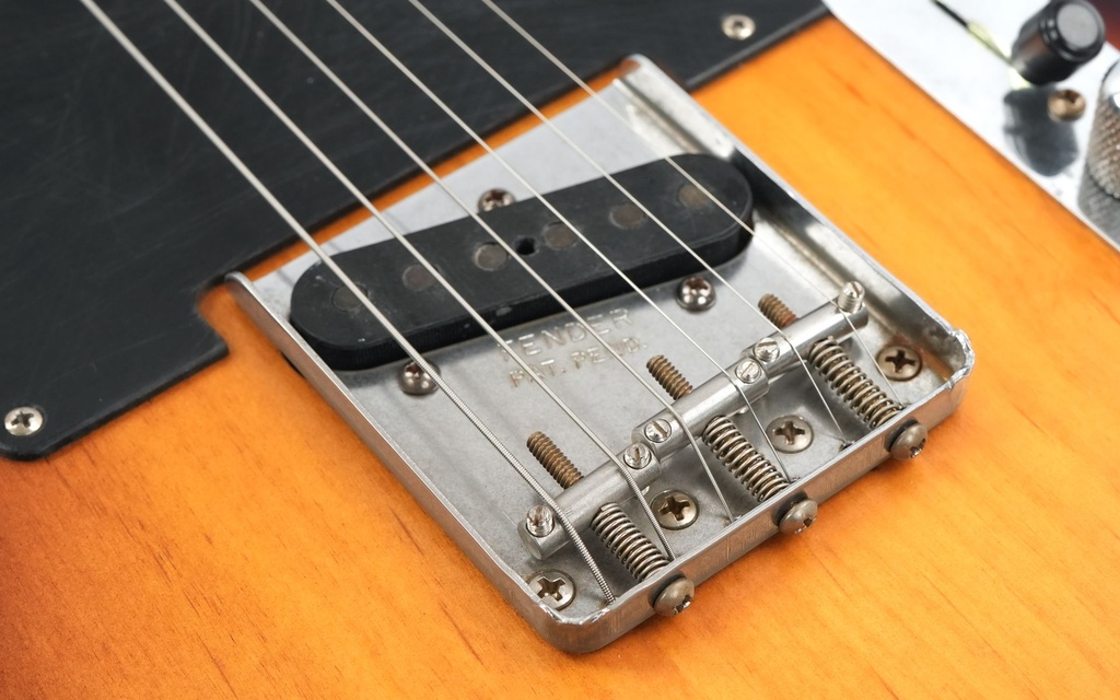 Fender Road Worn 50s Tele 2TS  2008-10.jpg