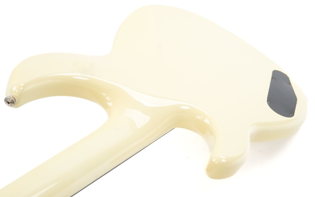 Yamaha BB5000 5-string Cream White 1987-9.jpg