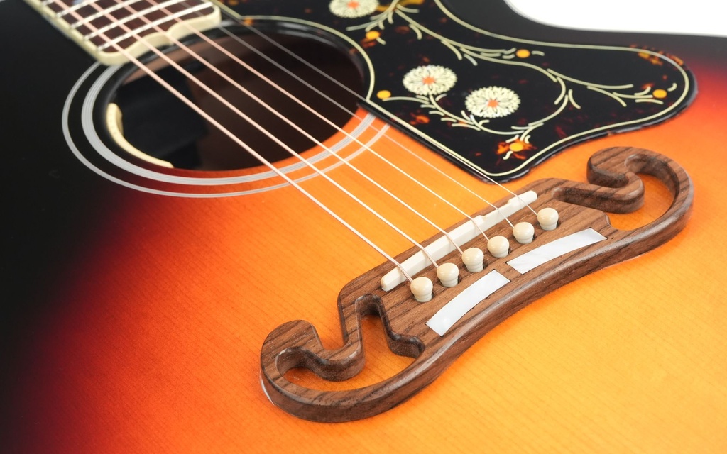 Gibson SJ200 Standard Tri Burst 2024-10.jpg